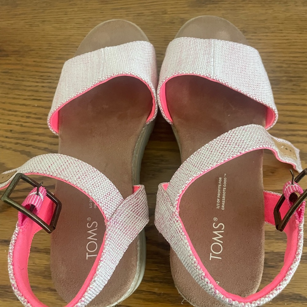 TOMS Pink and Cream Strappy Sandals EUC